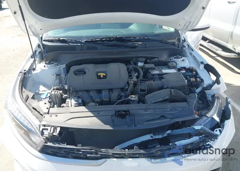 2024 Kia Forte Lxs z USA, uszkodzony, nr VIN 3KPF24AD9RE830459